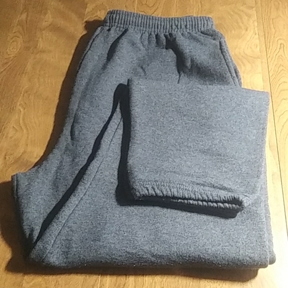 Fruit Of The Loom Sweatpants w/pockets (Large) - Picture 3 of 4